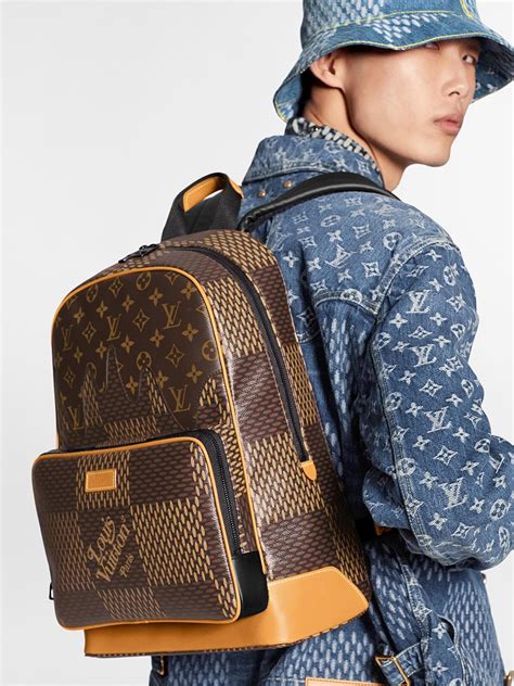 balo louis vuitton.